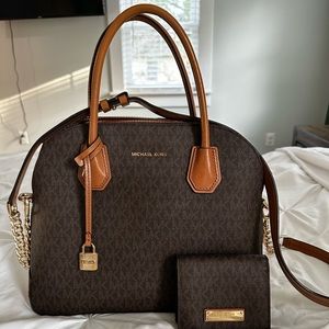 *SOLD* Michael Kors handbag & wallet